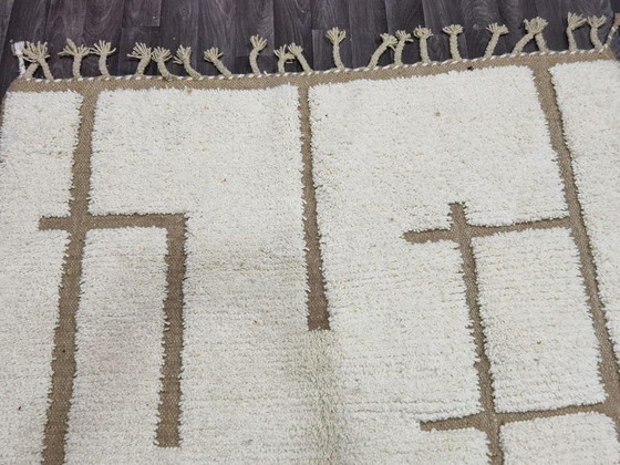 Dekorierter Berberteppich aus Naturwolle, 150/250 cm – Teppiche & Läufer, Wool (photo 4 of 7)