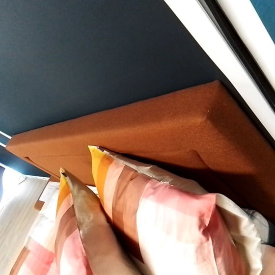 Image 1 of Suite 1000 boxspring - 180x200