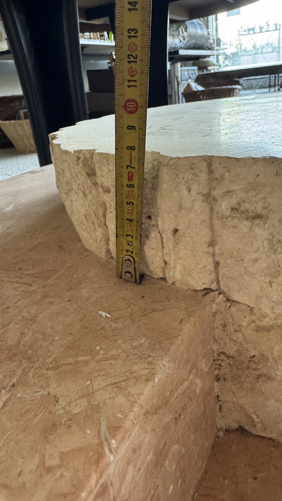 Image 1 of Kleiner Mactan Couchtisch