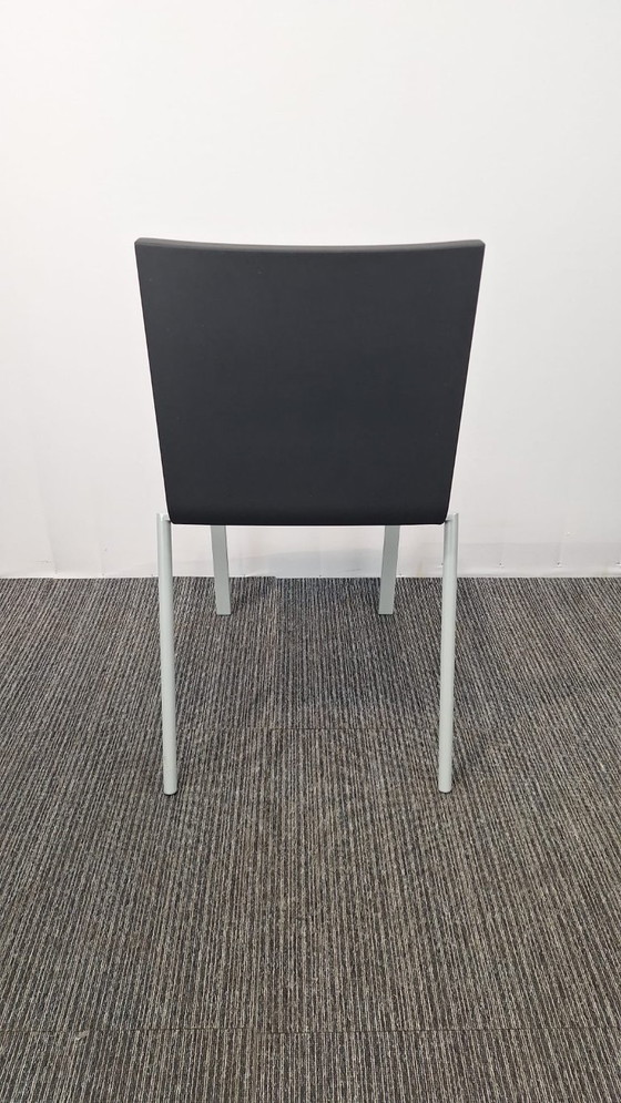 Vitra Maarten Van Severen .03 Anthrazit (16 St. Verfügbar) – Esszimmerstühle, Metal, Plastic (photo 7 of 10)