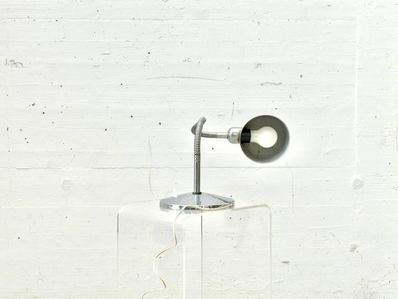 Image 1 of Vintage chromen tafellamp met flexibele arm, Italië, jaren 60.