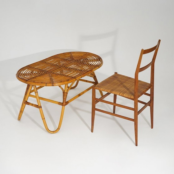 Image 1 of Rotan salontafel met ovaal blad, jaren 1950