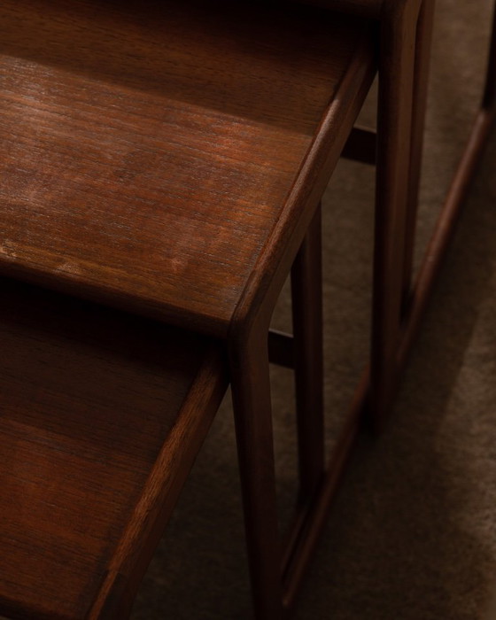 Image 1 of Teak bijzettafels set van 3 Arne Hovmand-Olsen voor Mogens Kold