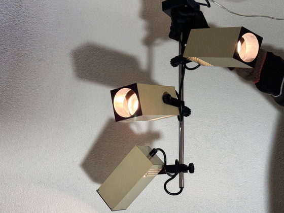 Image 1 of Lampada da soffitto Philips vintage anni &#39;60 a 3 faretti, color crema e cromo, faretto cubico modernista, design retrò oland