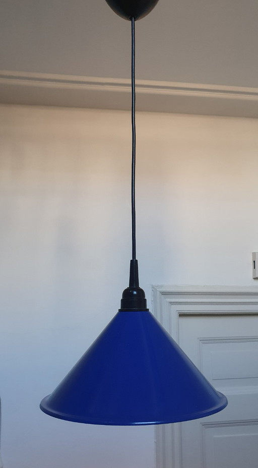 Vintage Hema kegelvormige hanglamp van blauw metaal jaren 80