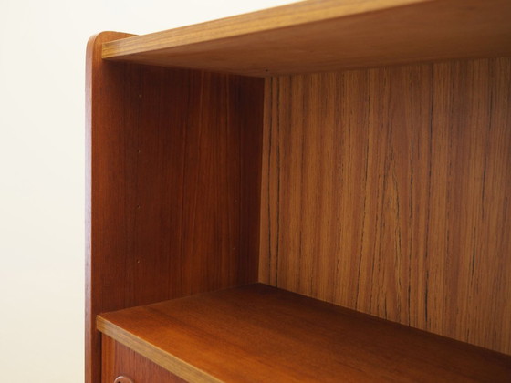 Libreria danese impiallacciata in teak con ante scorrevoli, anni '70, Librerie, Legno, Marrone (foto 8 di 15)