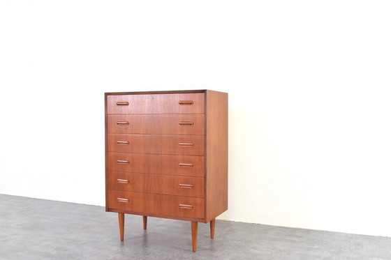 Image 1 of Deense teakhouten ladekast uit het midden van de 20e eeuw, jaren 60.