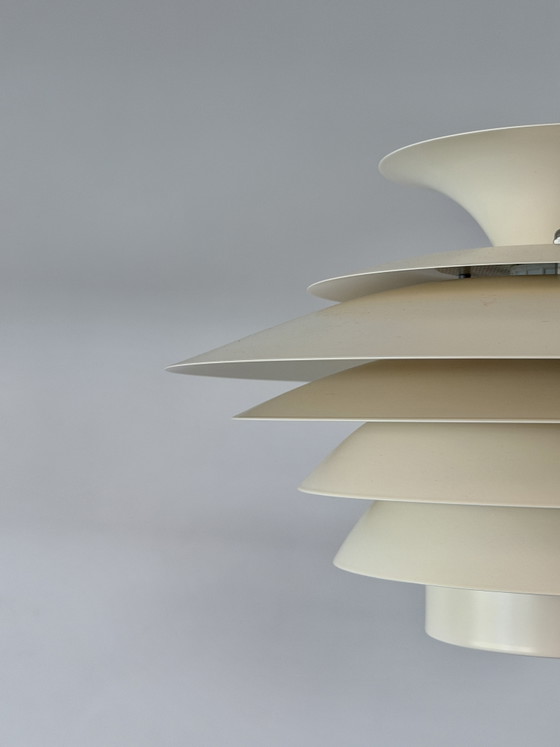 Lampada a sospensione vintage scandinava a 7 strati – Crema/Avorio – Di JEKA, Denmark, anni '60 (photo 12 of 15)