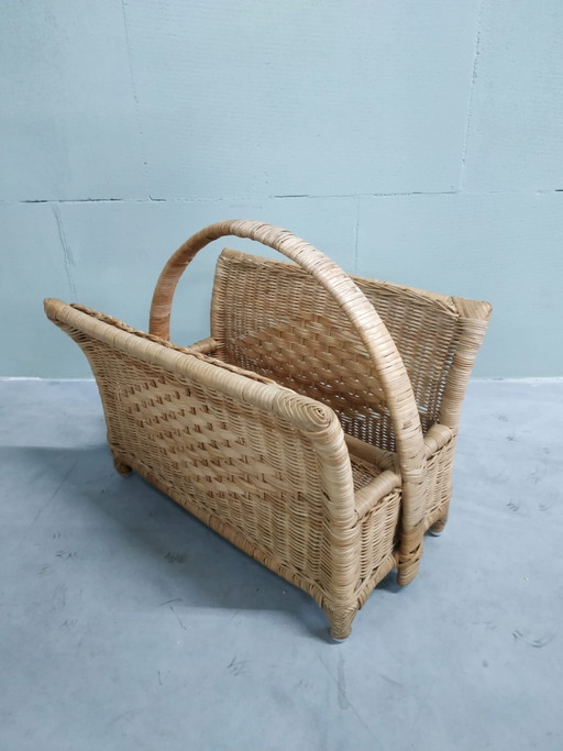 Porta riviste vintage in rattan/vimini