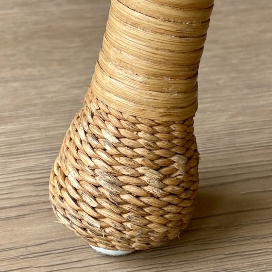 Image 1 of Oerdegelijke rotan fauteuil 