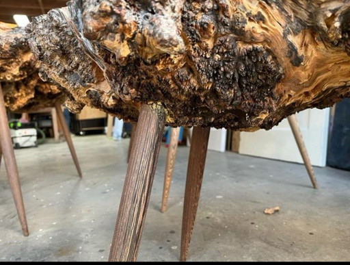 unique chic table.