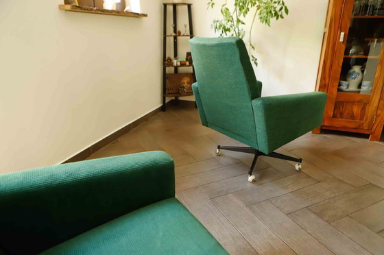 Image 1 of Coppia di sedie girevoli retrò su rotelle