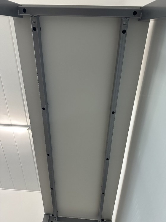 Image 1 of Robberechts Connex hoge tafel – Krasbestendig sta bureau / ontbijtbar
