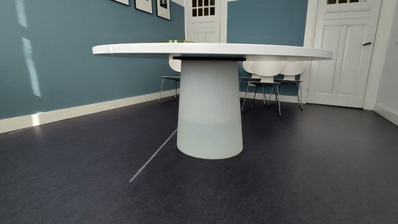 Image 1 of White round table, 160 cm Marcel Wanders, Moooi