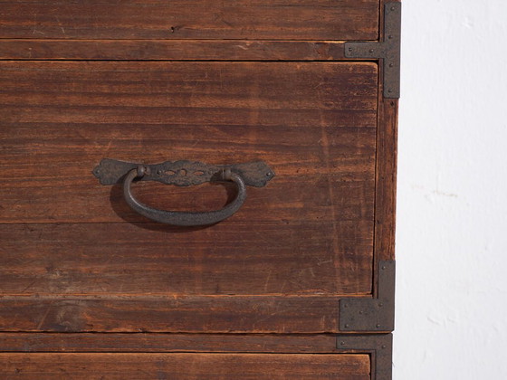 Antique Japanese Tansu Chest of Drawers - Meiji / Taishō Period (c. ) #5 – Iron (photo 36 of 40)