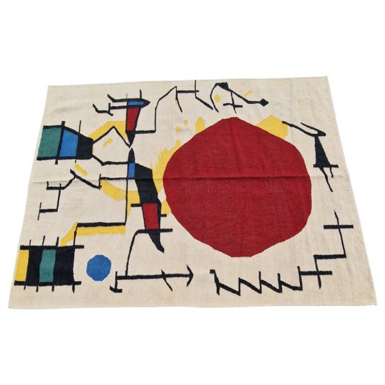 Joan Miró Le Soleil Rouge (1967) Handgewebter Wandteppich | Zeitgenössische Textilkunst | (79 × 59 Zoll) (photo 3 of 10)