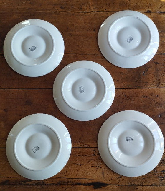 Image 1 of 5 weiße Steingutteller mit Artischockenmotiv von Gien