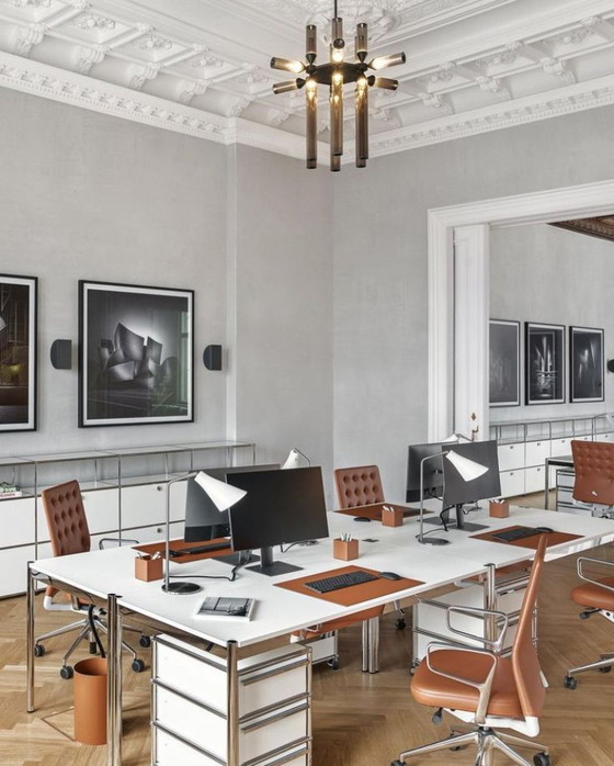 Table USM Haller Advanced + conteneur à roulettes – Prix fixe – Bureaux, Chrome (photo 17 of 18)