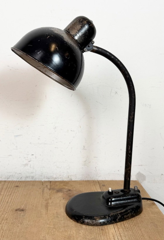 Image 1 of Zwarte industriële Bauhaus tafellamp, jaren 30