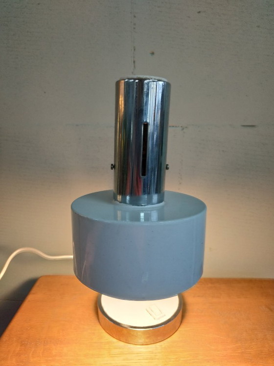 Image 1 of Lampe de table vintage (stilux) blanc/chrome 1960s-70s