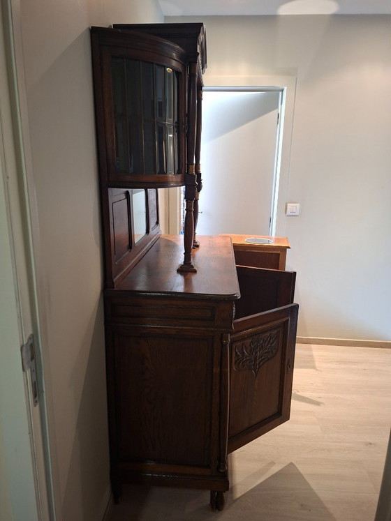 Bellissima credenza antica in legno – Un pezzo unico che non passa inosservato. – Credenze con vetrina, Wood (photo 2 of 5)