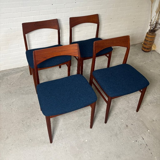4x Henning Kjærnulf Model 59 chaises de salle à manger