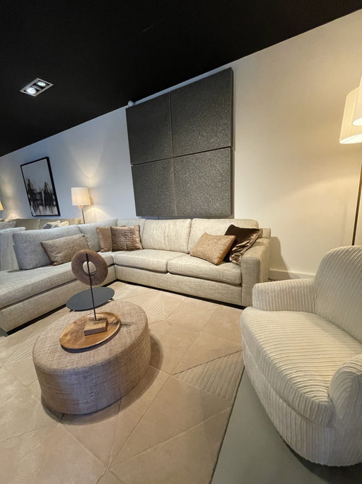 Adore corner sofa (287 x 233 cm)