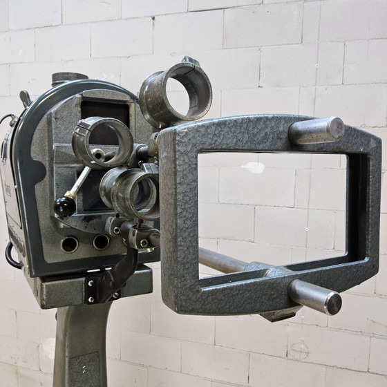 Image 1 of Proyector de cine antiguo de gran tamaño Bauer 50s Kino Großdia Projektor (Proyector publicitario)