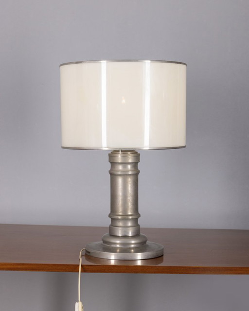 Lampe de table vintage en métal et plexiglas des années 1970 conçue par Vit Kellj