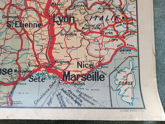 Image 1 of Mapa escolar antiguo: Ferrocarriles franceses, década de 1950