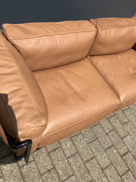 Image 1 of 2x Original Cassina Le Corbusier LC3 Cognac-Camel/Black As Good As New!!!