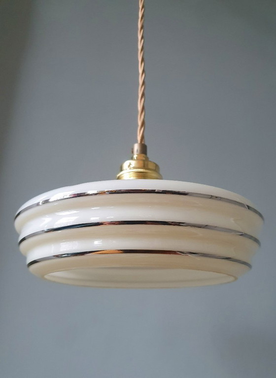 Image 1 of Set of 2 vintage pendant lamps made of opaline glass.