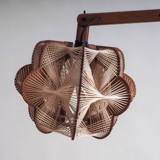 Image 1 of Lampadaire vintage danois avec abat-jour tissé