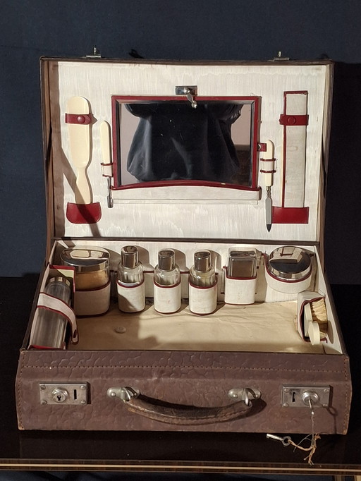 Antique toiletry case