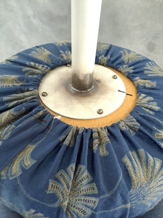 Image 1 of Sgabello a tulipano in metallo bianco dell'era spaziale