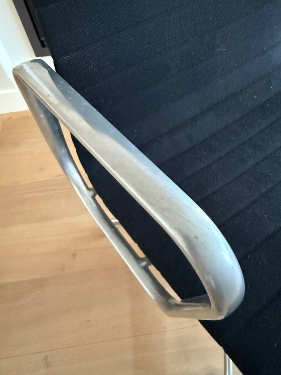 Image 1 of Vitra Charles & Ray Eames EA107 – Set van 2 – Origineel – 1995 – Zwart Hopsack