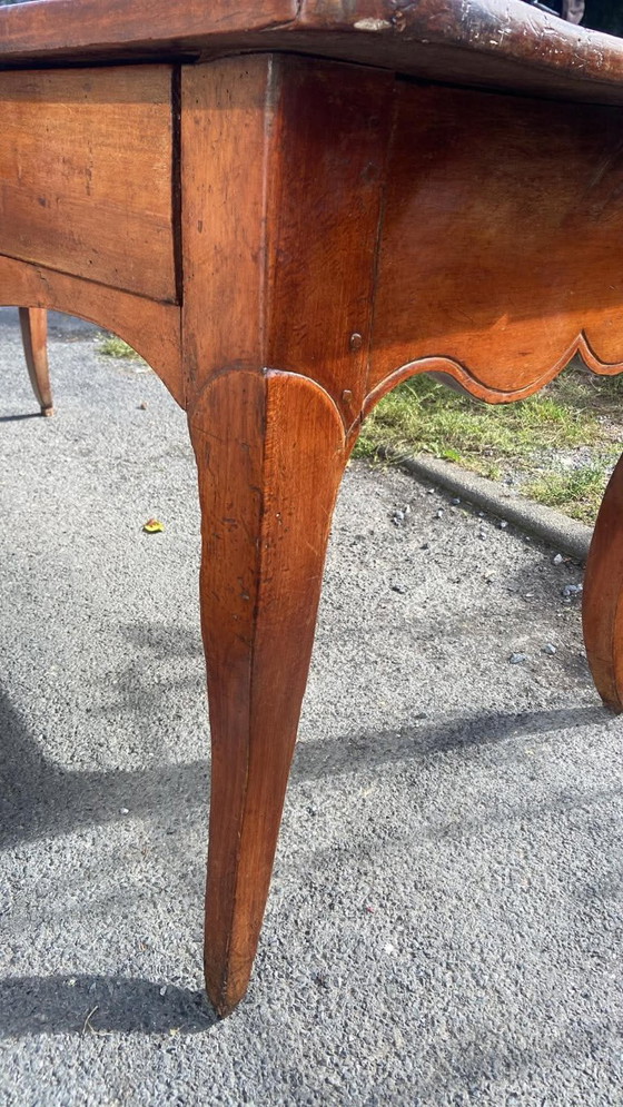Escritorio de Olmo Macizo del Siglo XVIII Época Luis XV – Mesas de comedor, Madera (photo 14 of 18)