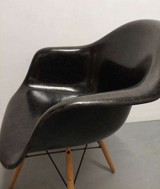 Image 1 of Bellissima poltrona Eames Miller