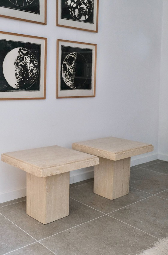 Image 1 of Paar postmoderne Travertintische