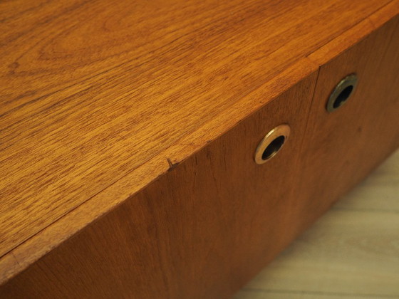 Image 1 of Teakhouten kast, Deens design, jaren 70, gemaakt in Denemarken.