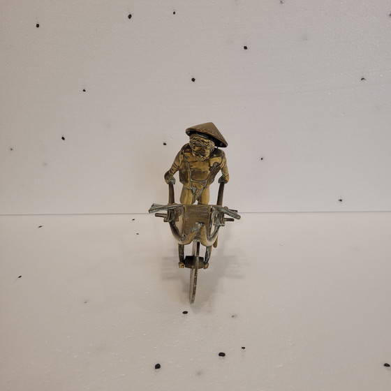 Image 1 of Sculpture en bronze « paysan », années 30 – Indochine