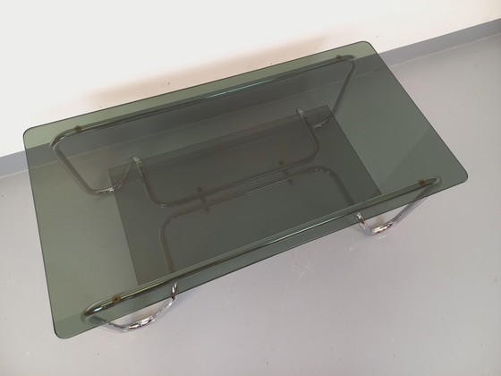 Image 1 of Table Basse Rectangulaire Italienne Vintage 2 Plateaux en Verre Fumé et Métal Chromé des Années 70