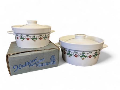 Par de cazuelas de porcelana alemana Walküre