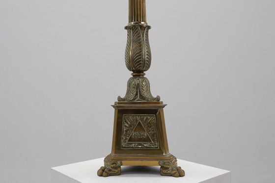 Image 1 of Grande candeliere antico da chiesa in rame decorato, Francia, 1900 ca.