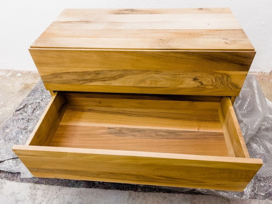 Image 1 of e15 credenza noce, Shahnaz/Mahnaz