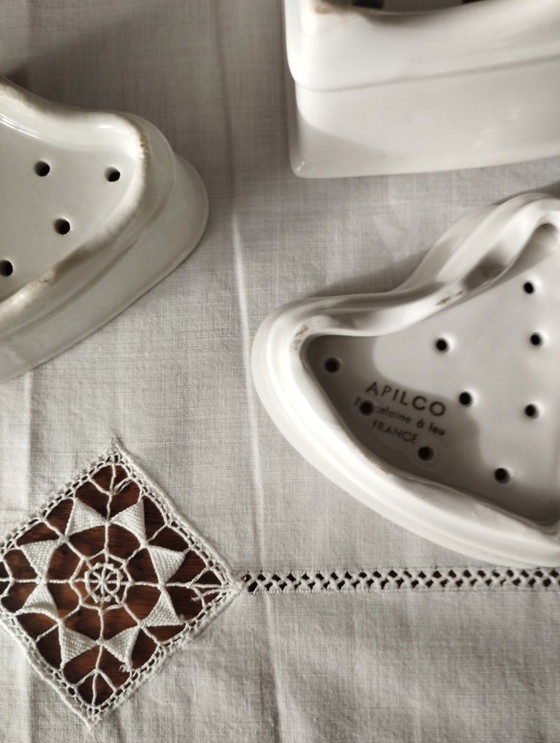 Image 1 of Set di 3 stampi per formaggio vintage a forma di cuore