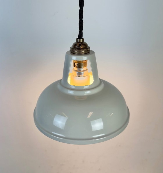 Image 1 of Lampada da soffitto vintage industriale dipinta di beige, anni 2000