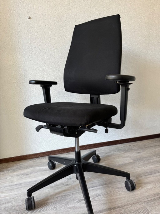 Interstuhl 154G