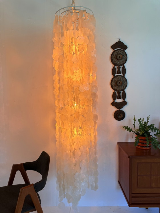 Image 1 of Lampada vintage XXL (200 cm) in conchiglia di capiz, Italia '80