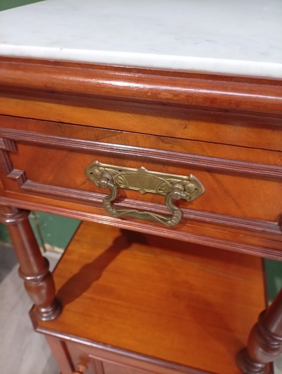 Image 1 of Mobile con piano in marmo